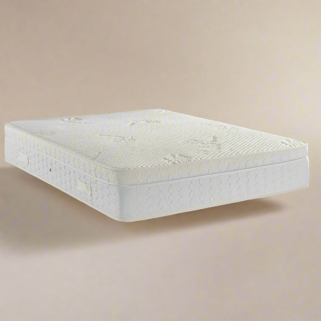 Dreamland Dream Latex 1000 Soft Supportive Mattress - mattress showing edge and sides - Beds4Us