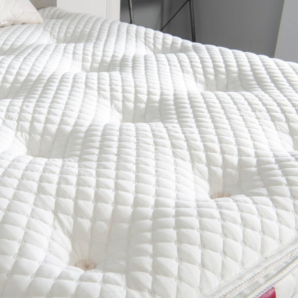Kayflex Tranquil 3000 Pocket Plush Mattress - Close up of mattress surface - Beds4Us