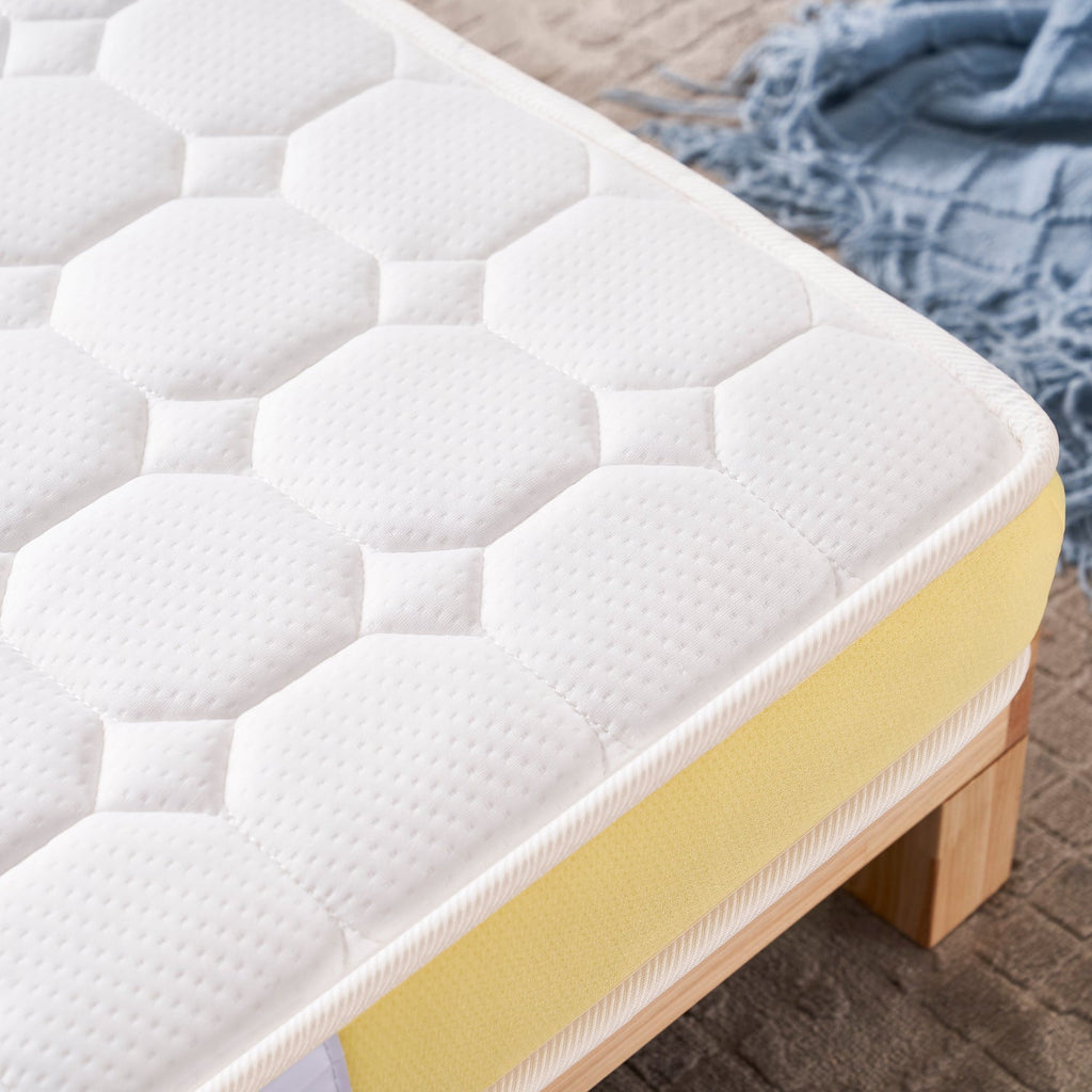 Visco Therapy Happy Kids Pocket 6 Inch Mattress - Close up of corner - Beds4us