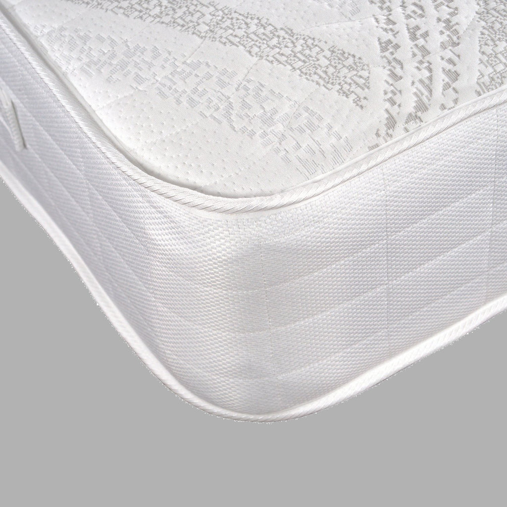 Kayflex Luxury Pocket 1000 Mattress - close up of mattress corner - Beds4s