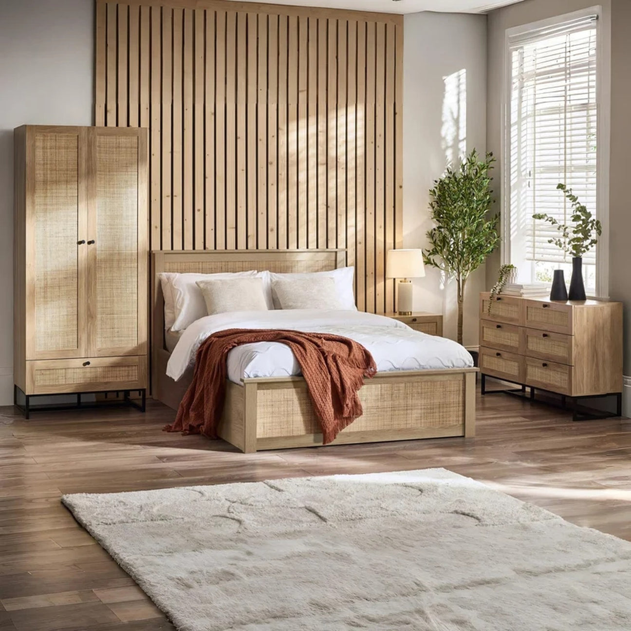Padstow Rattan Ottoman Bed – Oak bedroom setting